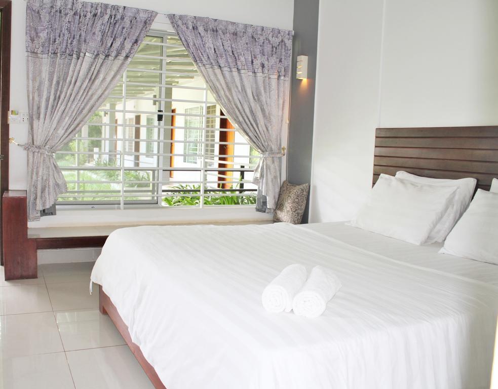 My Parents Guesthouse Kampot Exterior photo